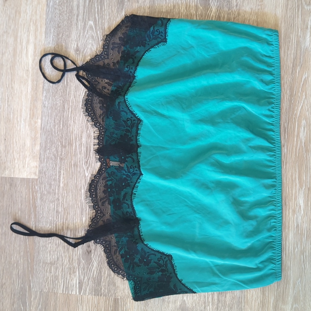 NWOT free people lace crop